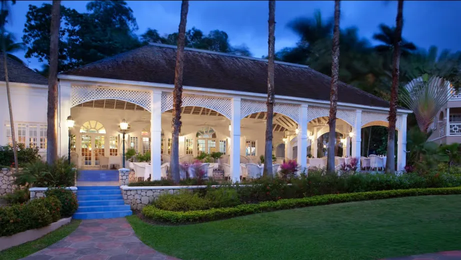 Spa Gazebo Venue at Couples Sans Souci
