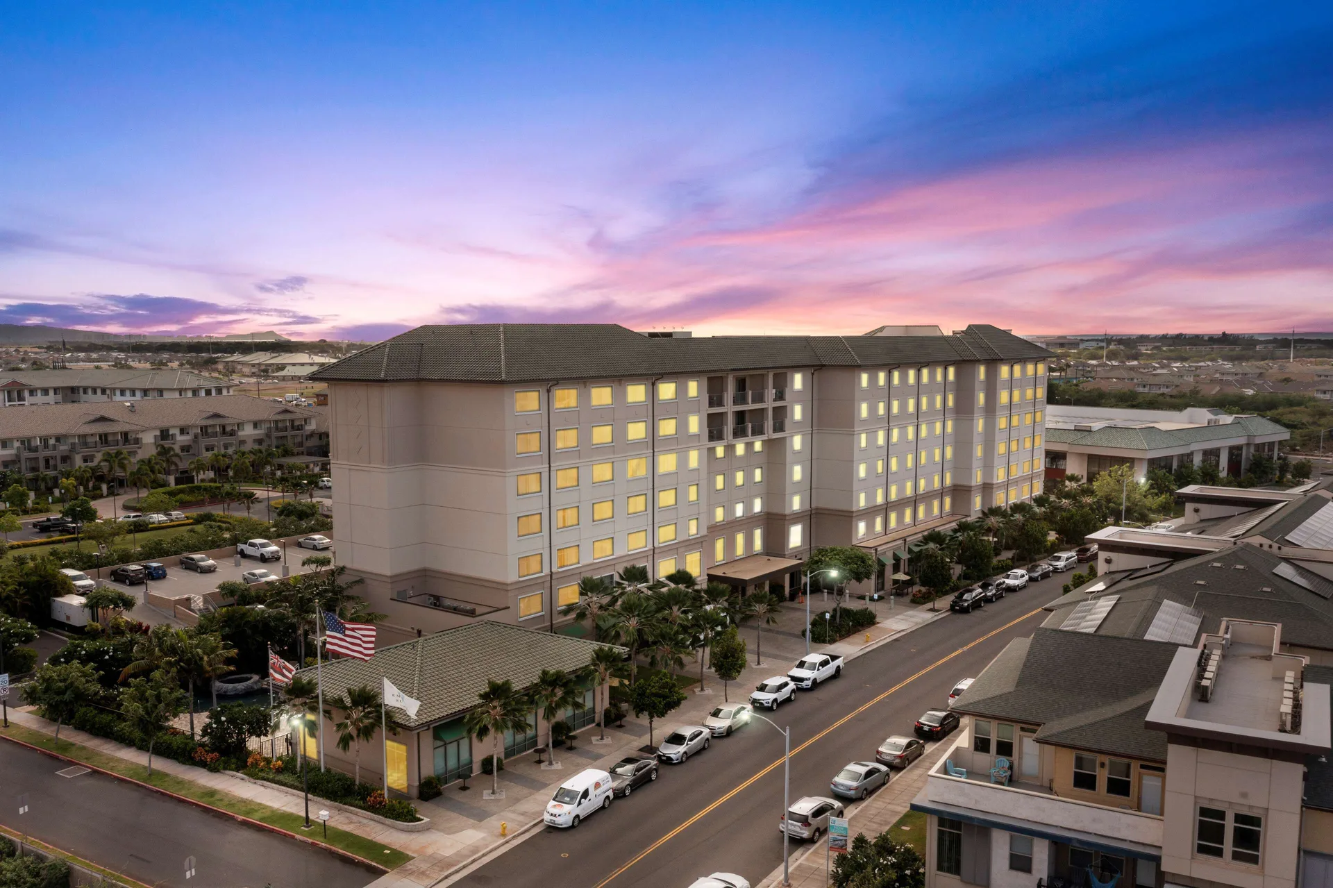 Embassy Suites Oahu hotel with spacious suites cooked-to-order breakfast and family-friendly value