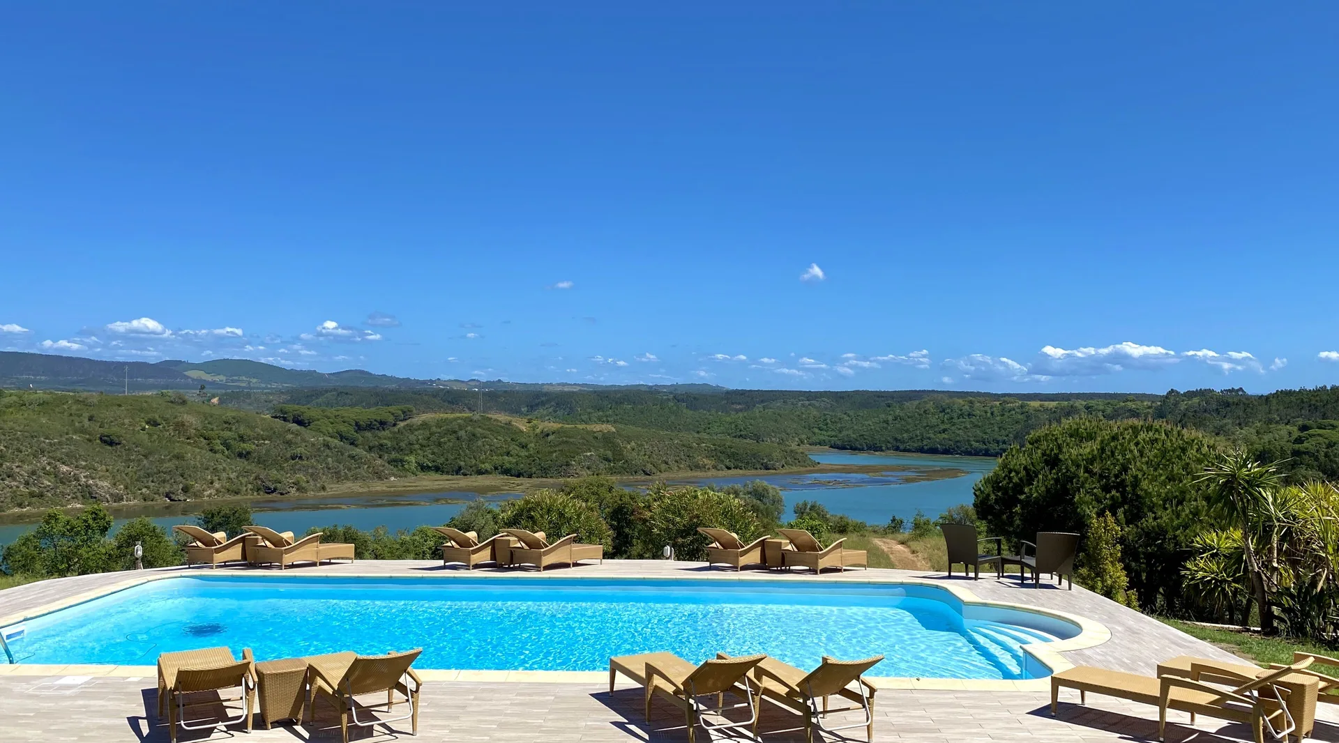 Monte do Zambujeiro Alentejo rural retreat by the Mira River with country houses nature and peaceful views