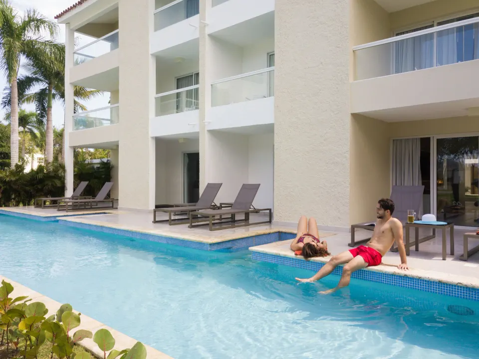 Swim Out Room 18+ pool terrace at Emotions by Hodelpa Puerto Plata.