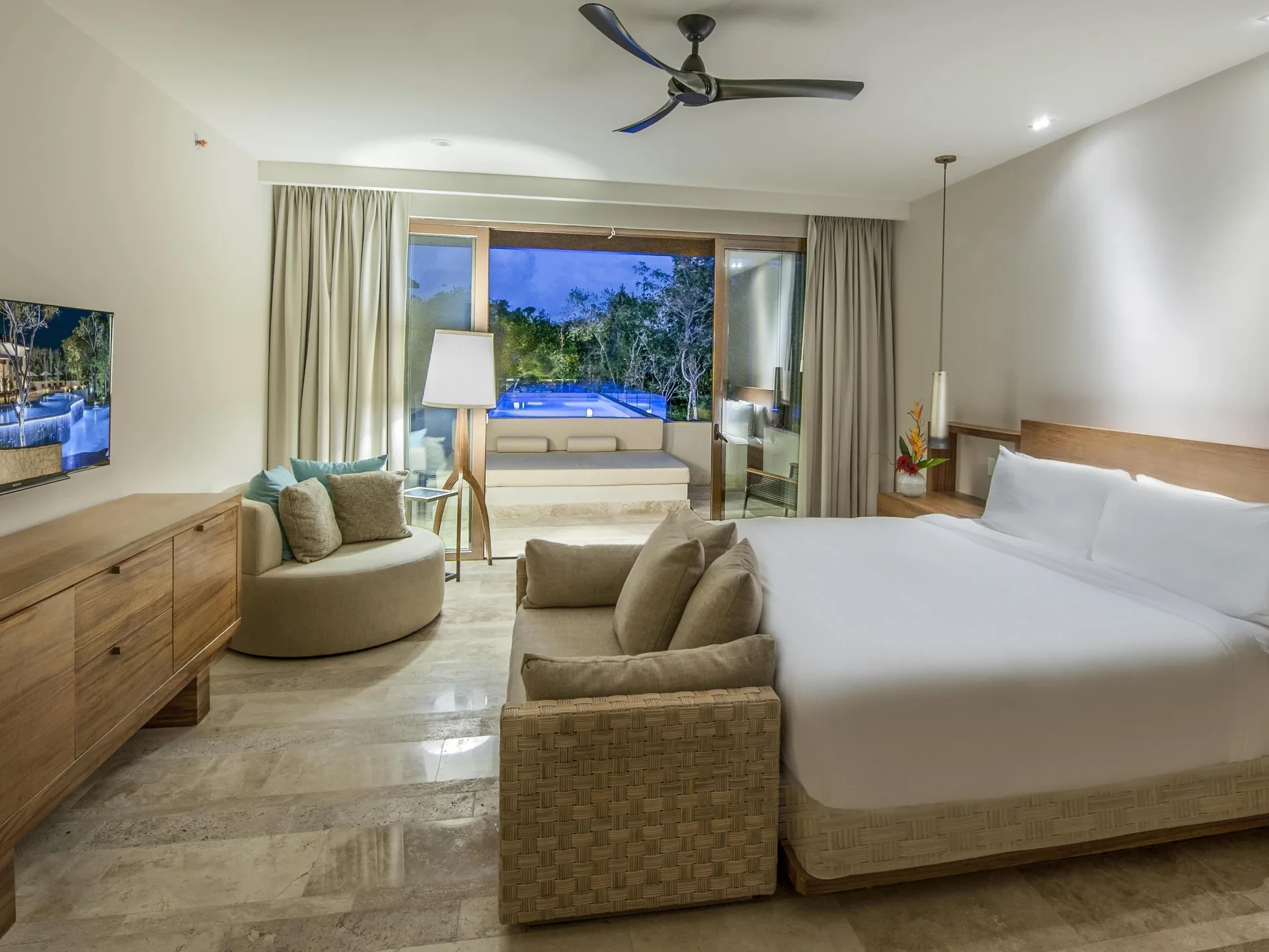 King bedroom with terrace plunge pool at Fairmont Heritage Place Mayakoba.