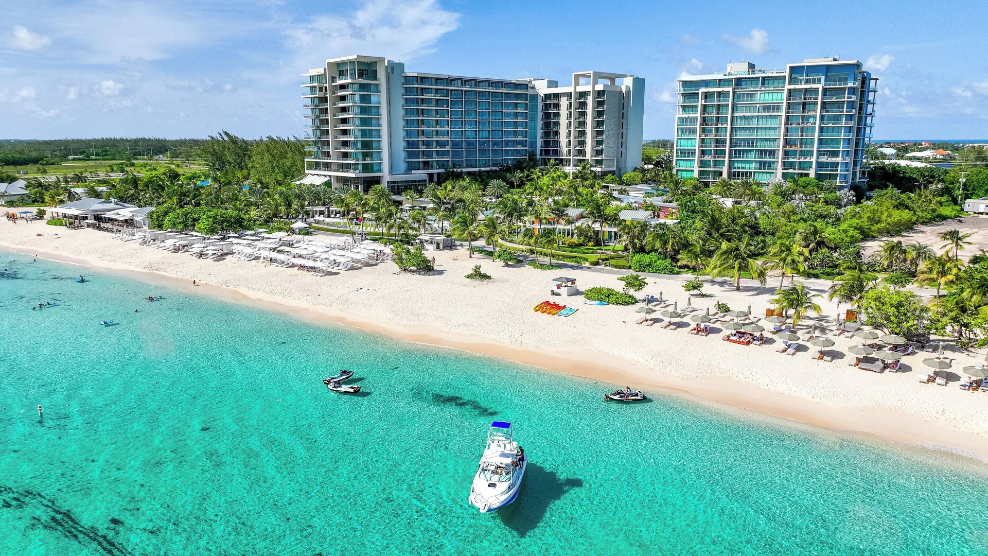 Kimpton Seafire Resort and Spa contemporary Seven Mile Beach resort with stylish design and oceanfront setting