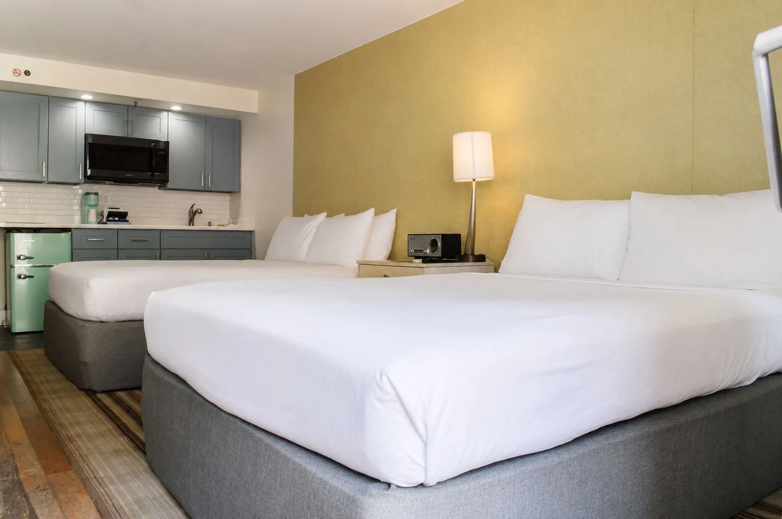 Premium Kalakaua Haus Kitchenette room with two beds and kitchenette at Hotel La Croix.
