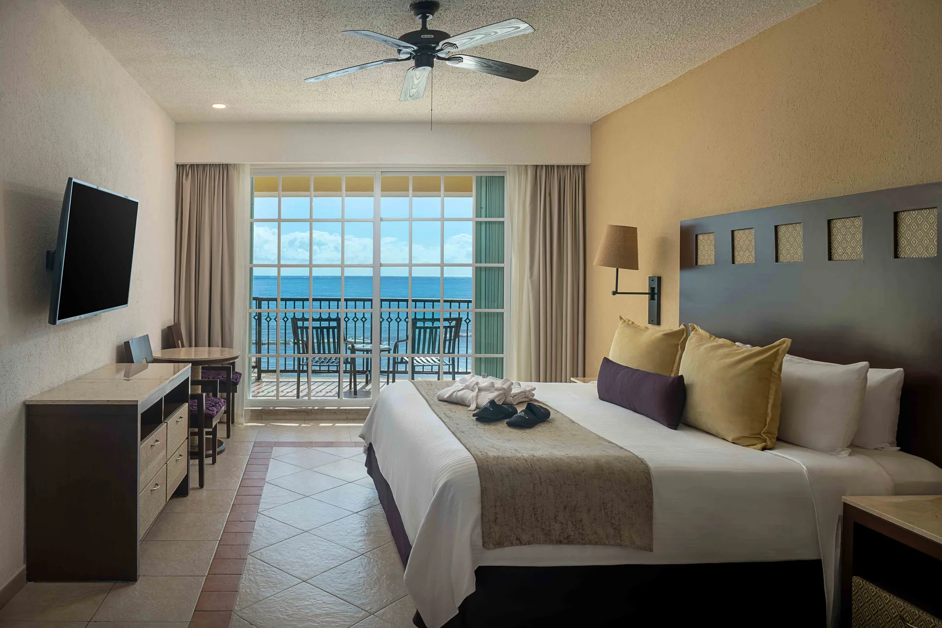 Three Bedroom Suite Platinum Official 4