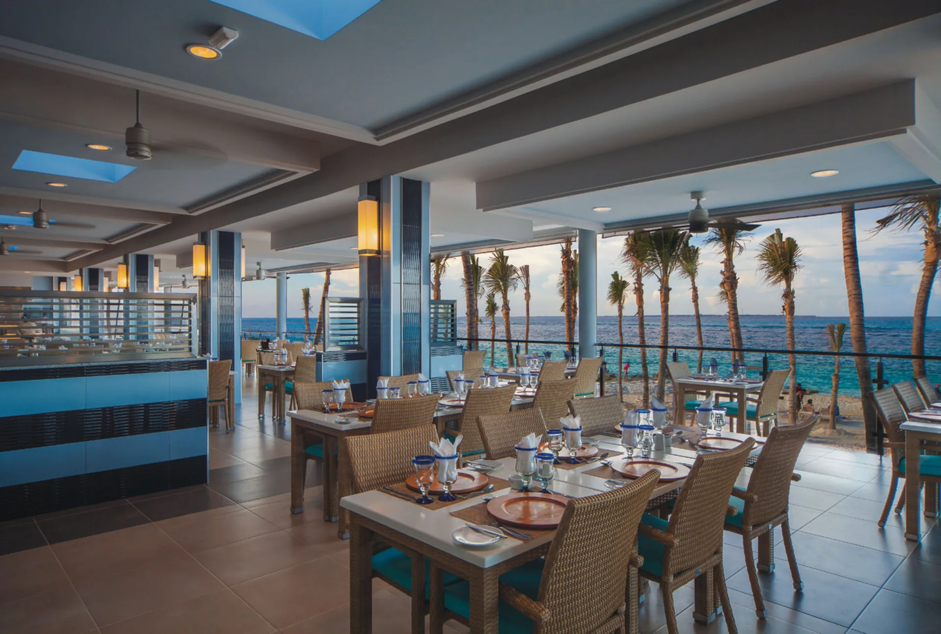 Open-air oceanfront dining room at Hotel Riu Cancun.