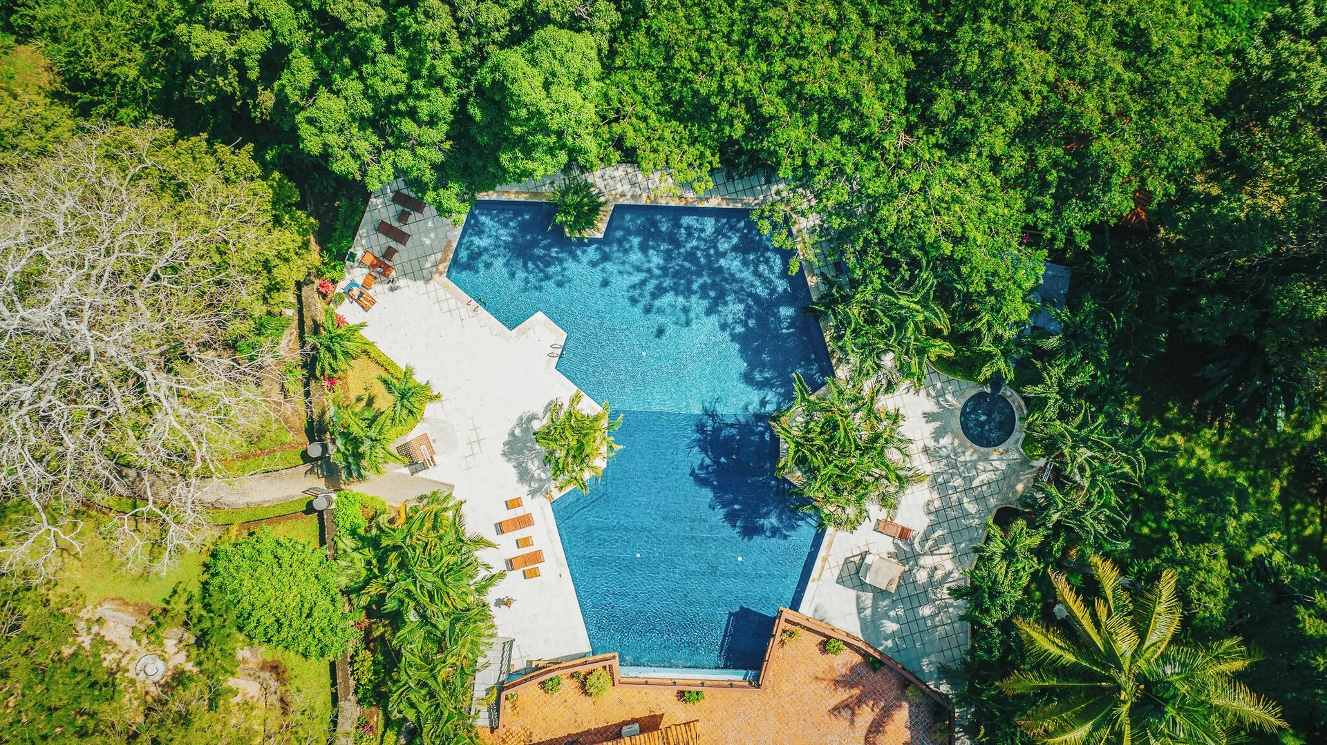 Papagayo Golden Palms Beachfront Hotel Costa Rica beach hotel with tropical gardens and relaxed setting