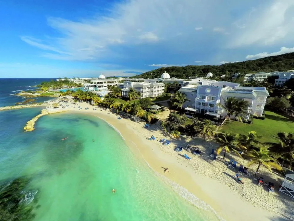 Grand Palladium Jamaica Resort and Spa all-inclusive beachfront resort with pools, dining and spa amenities