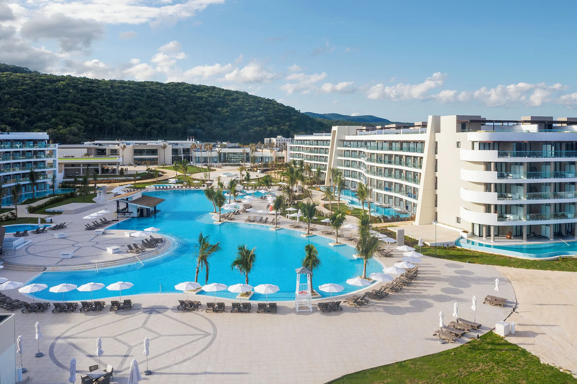 Ocean Coral Spring beachfront all-inclusive resort with modern design, pools and family-friendly activities
