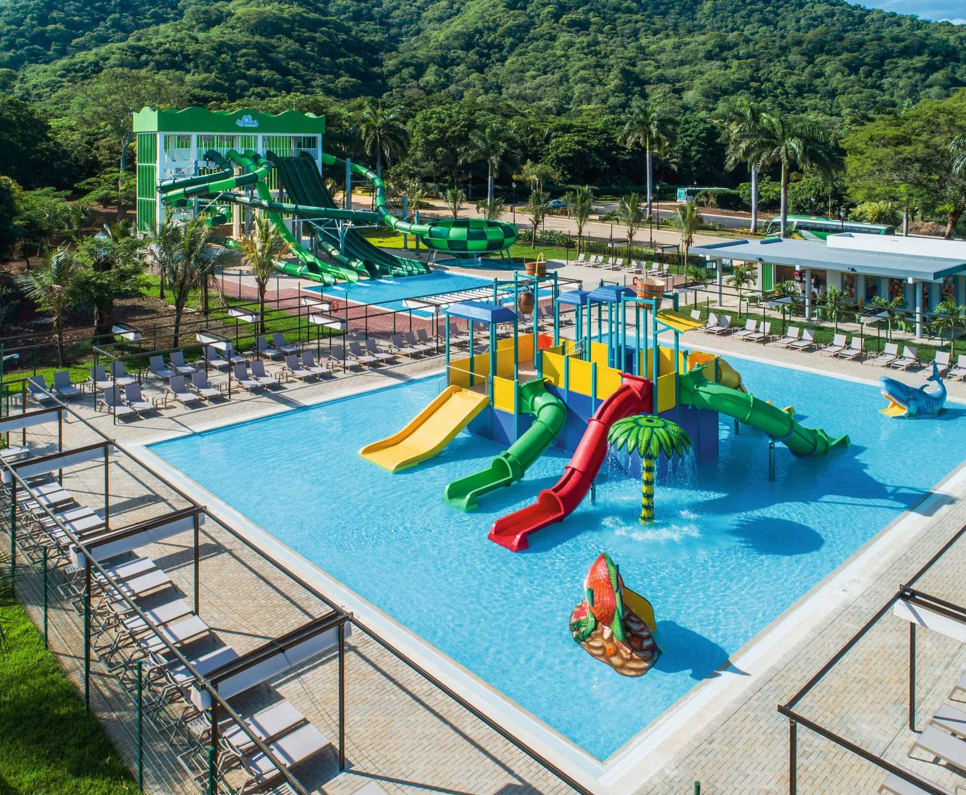 Children’s splash pool and waterslides at Hotel Riu Palace Costa Rica.