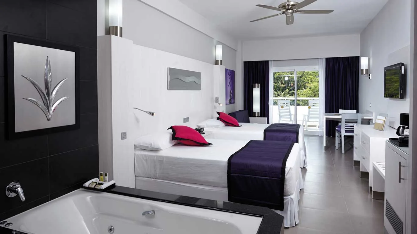 Family Suites Official 1