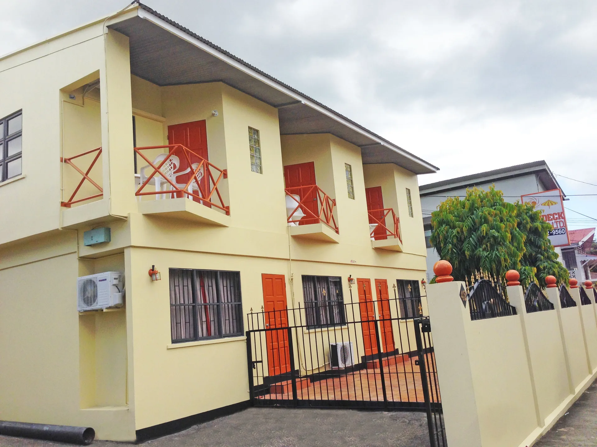 Sundeck Suites resort