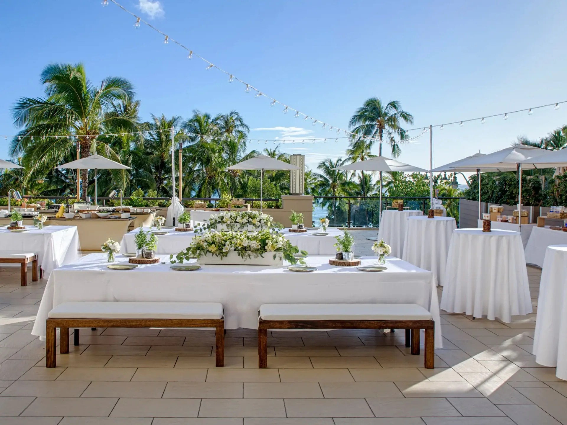 Nalea Terrace (Na Lea Terrace) Venue at Hyatt Regency Waikiki Beach Resort & Spa