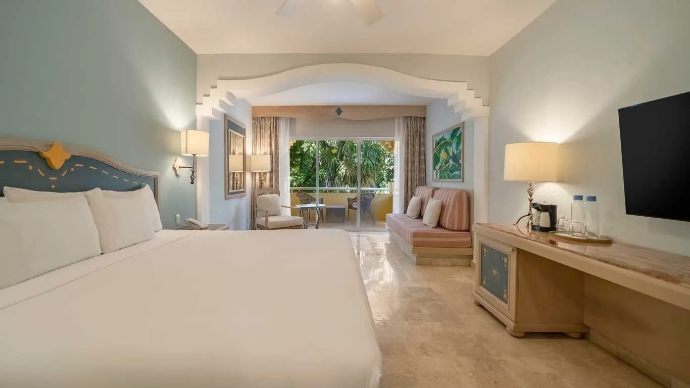Inside the Premium Near Pool Room at Iberostar Waves Paraíso del Mar — from the hotel's own gallery.