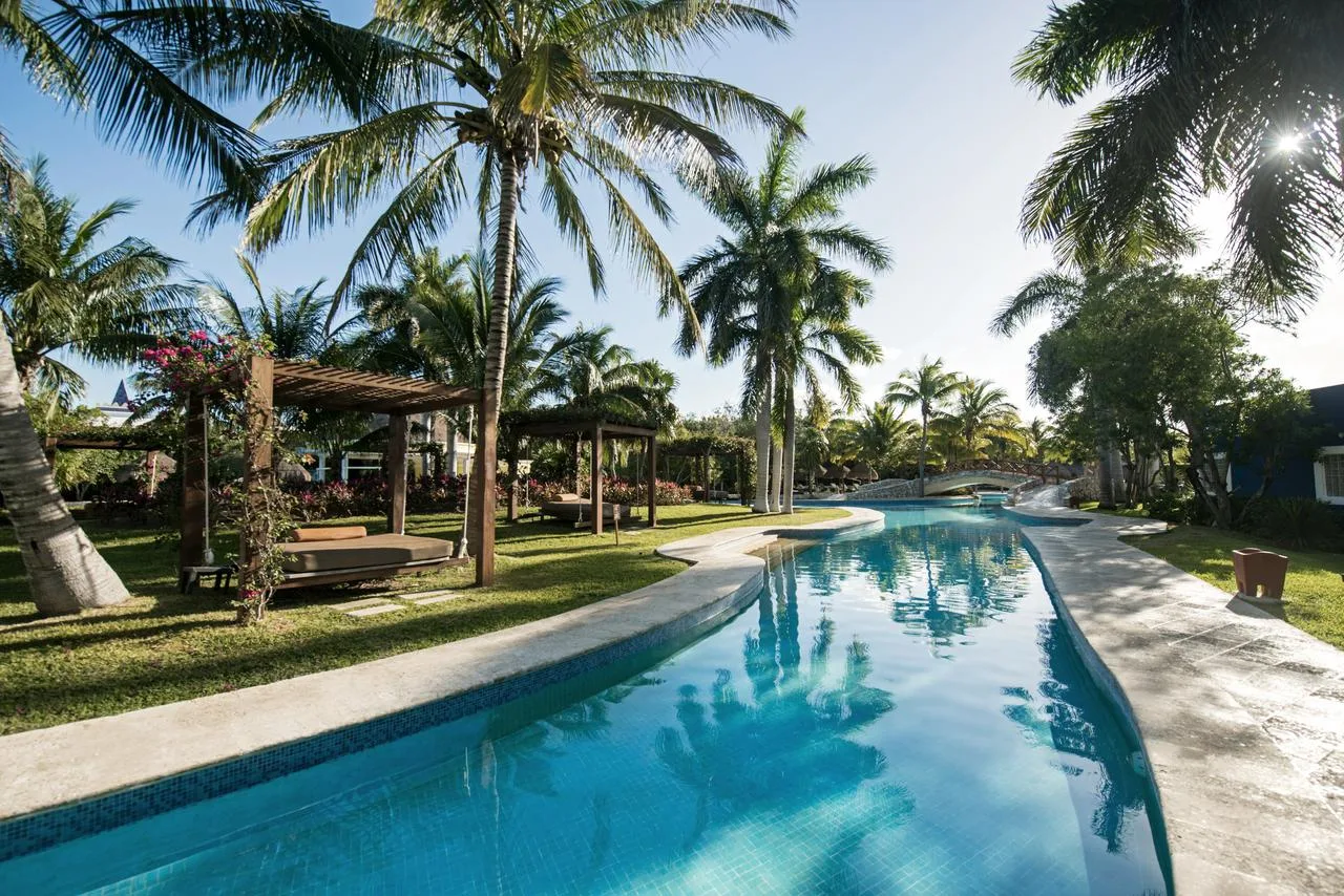 Inside the Superior Ocean Front Junior Suite at Iberostar Waves Paraíso del Mar — from the hotel's own gallery.