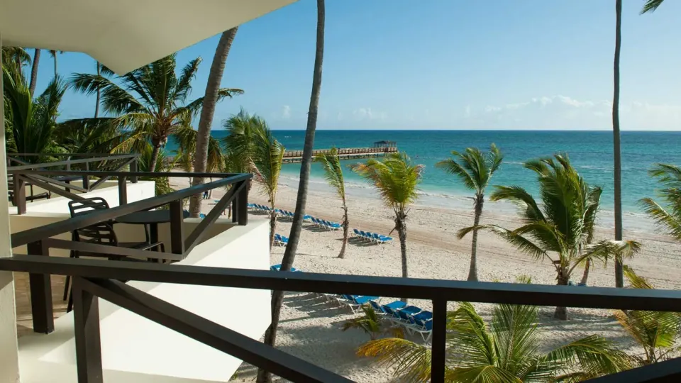 Junior Suite Premium Ocean View Official 4