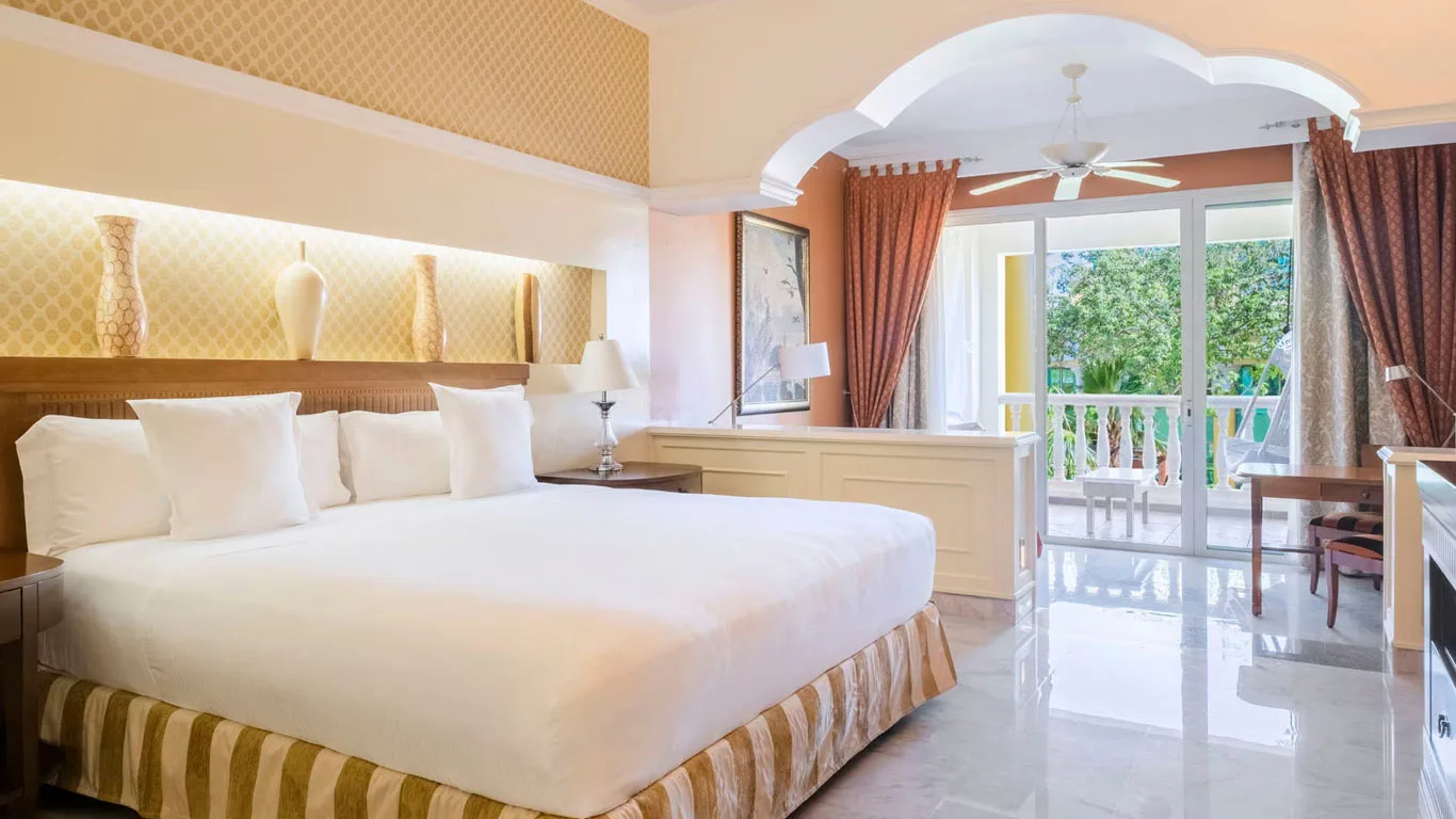 Inside the Upper Floor Suite at JOIA Paraíso by Iberostar — from the hotel's own gallery.