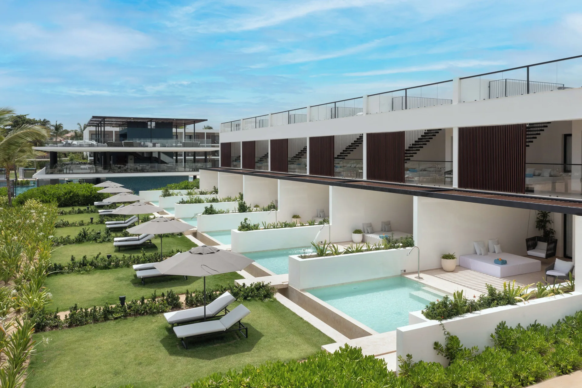 Viento Suite Ocean Front swim-up patios and lawns at Live Aqua Punta Cana.