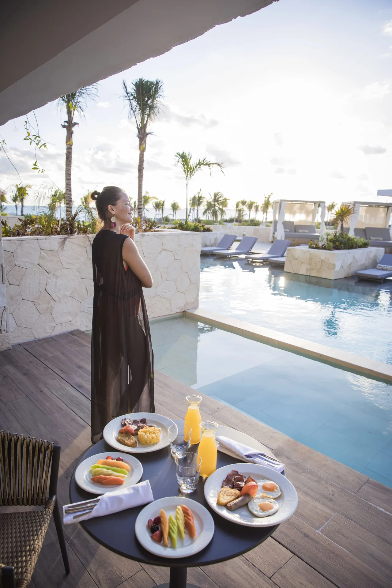 Breakfast on a swim-up suite terrace at Majestic Elegance Costa Mujeres.