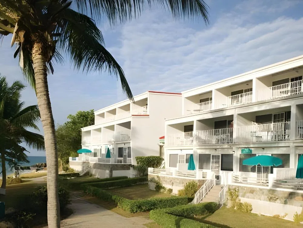 Limetree Beach Resort by Club Wyndham St. Thomas beachfront vacation resort with pool and relaxed setting