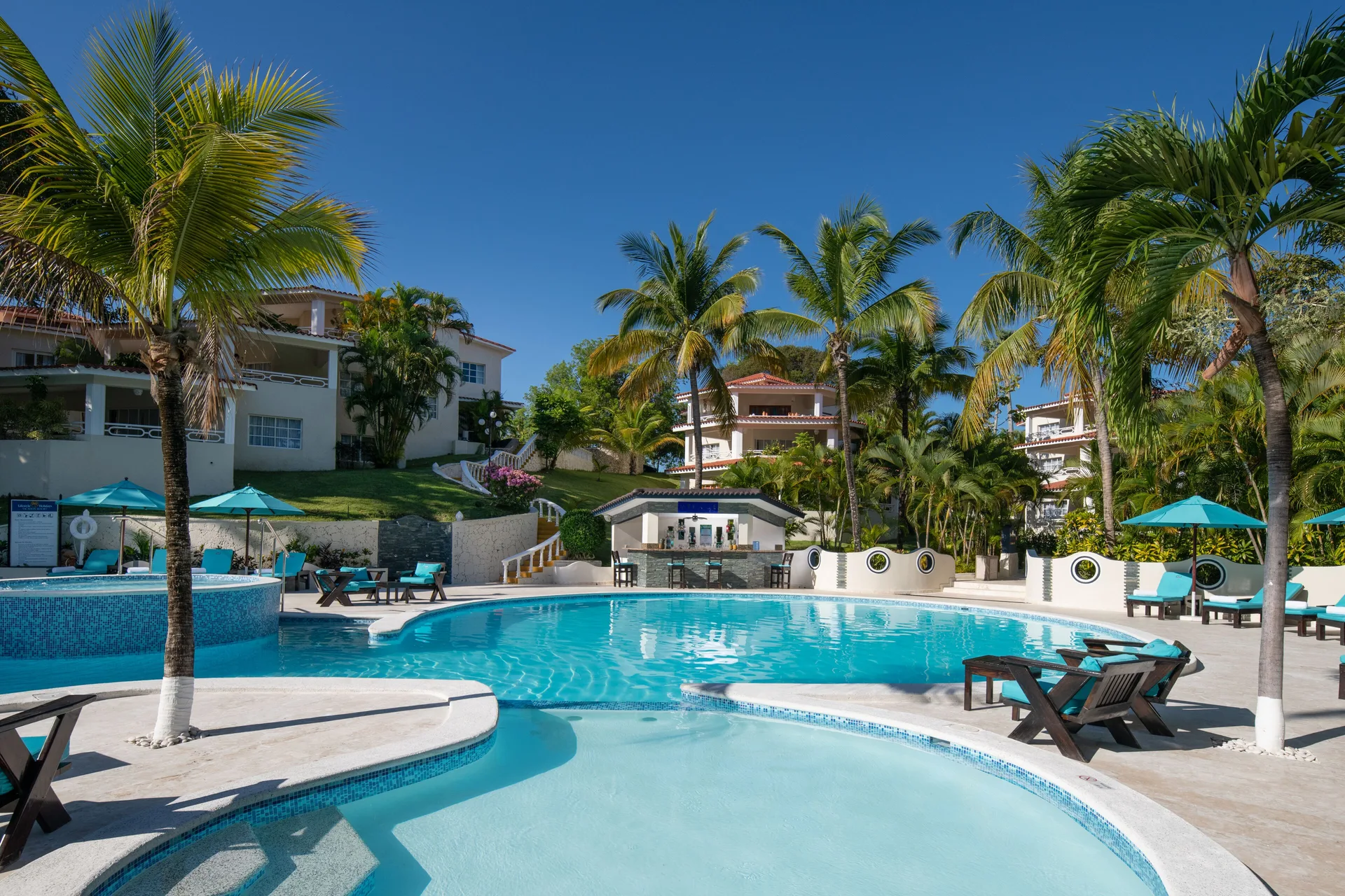 Lifestyle Crown Residence Suites resort