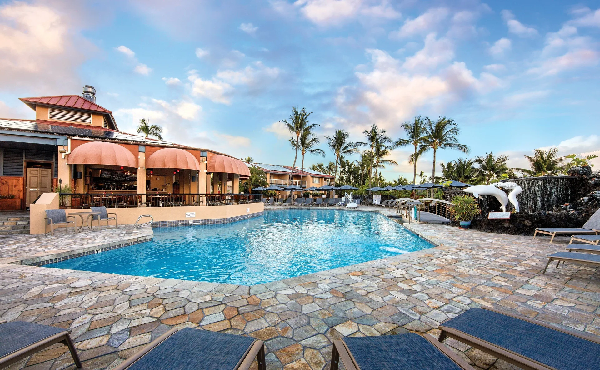 Kona Coast Resort relaxed Keauhou condominium resort with spacious villas and resort-style pools