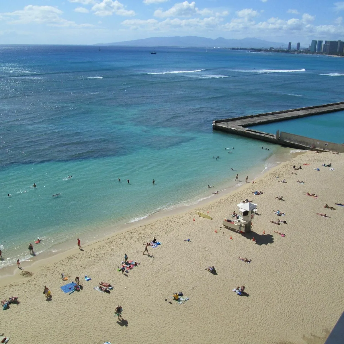 Sans Souci Beach near Queen Kapiolani Hotel