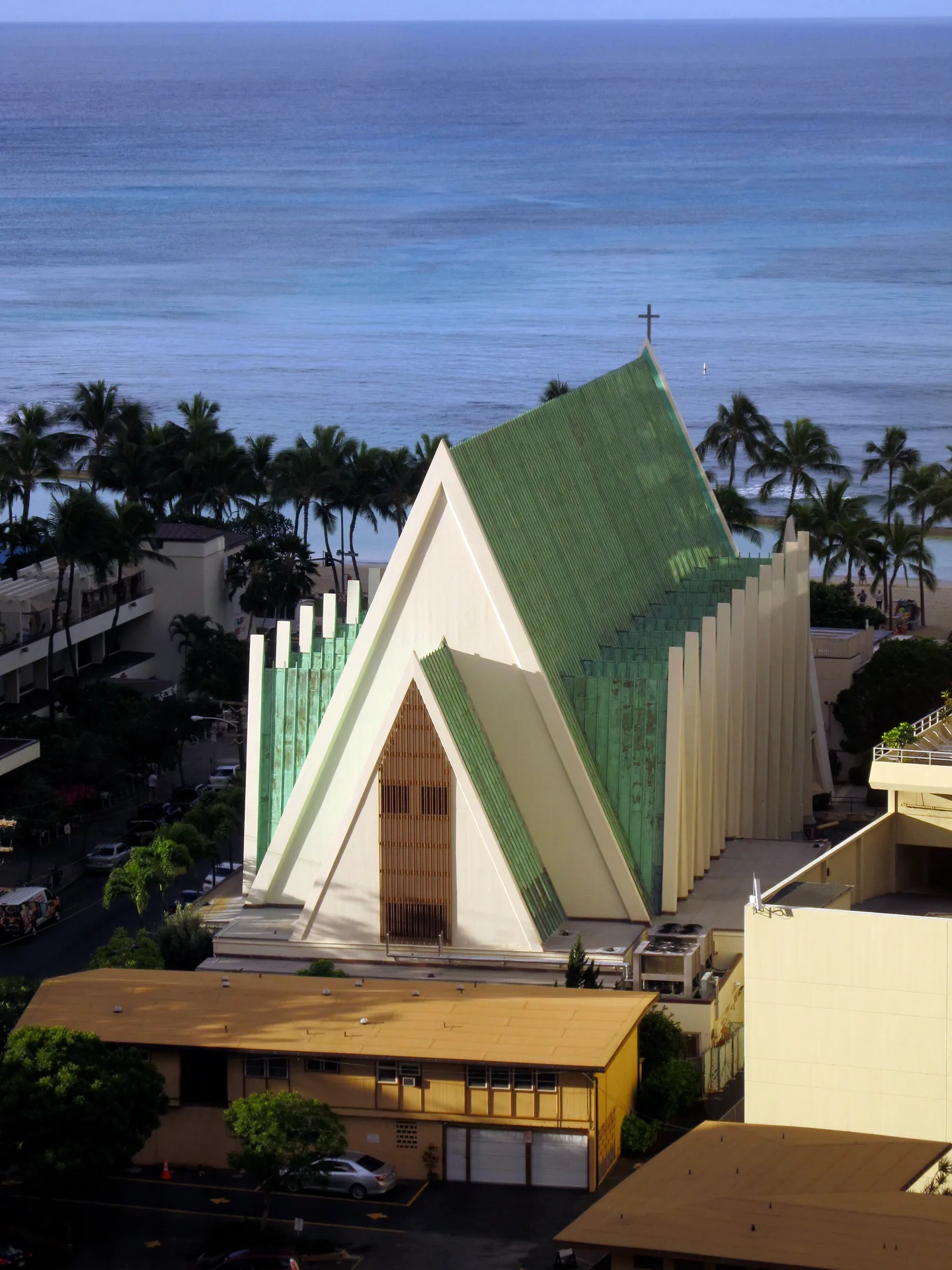 St. Augustine by-the-sea Catholic Church near Queen Kapiolani Hotel