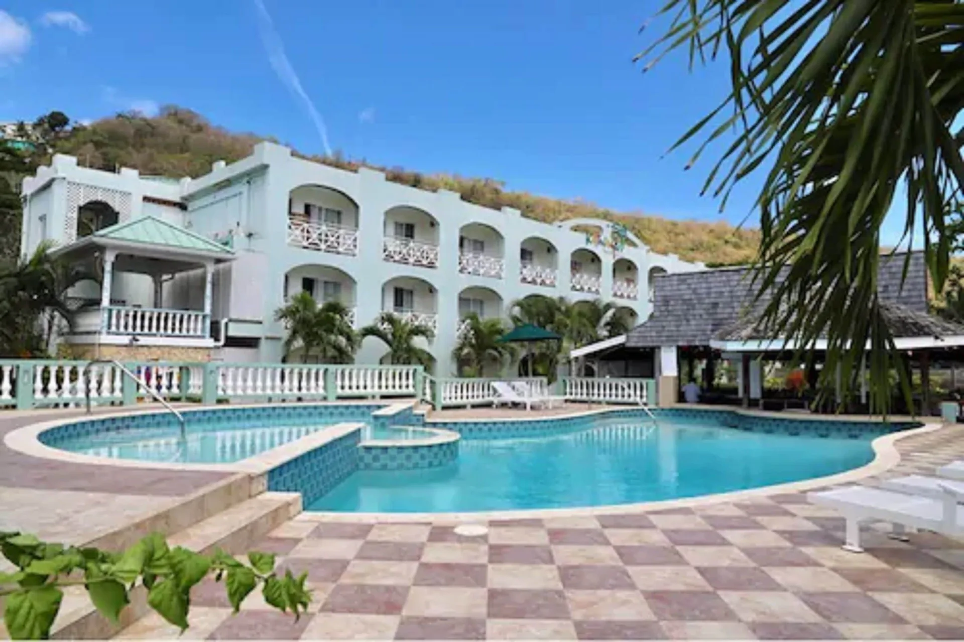 Kalinago Beach Resort Grenada beachfront hotel with Morne Rouge setting and relaxed island vibe