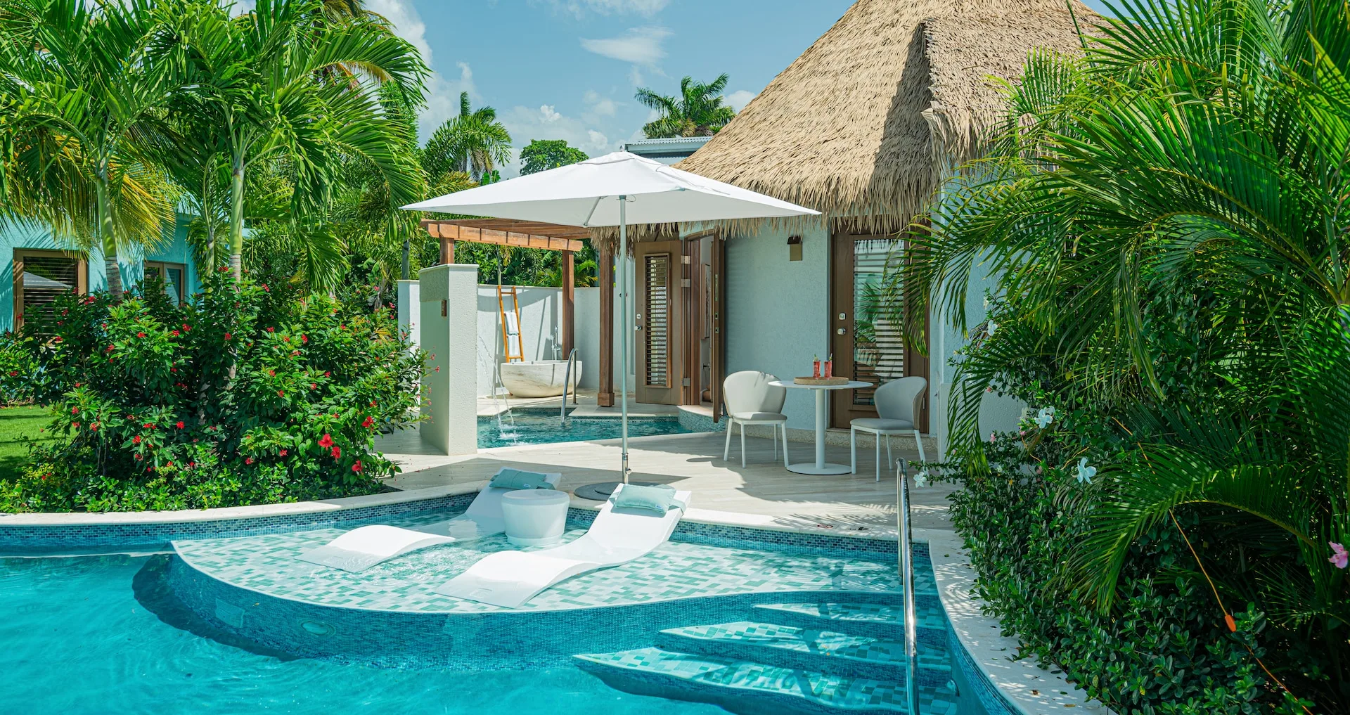Coyaba Villa Swim Up Rondoval Butler Suite W Private Pool Sanctuary Official 1