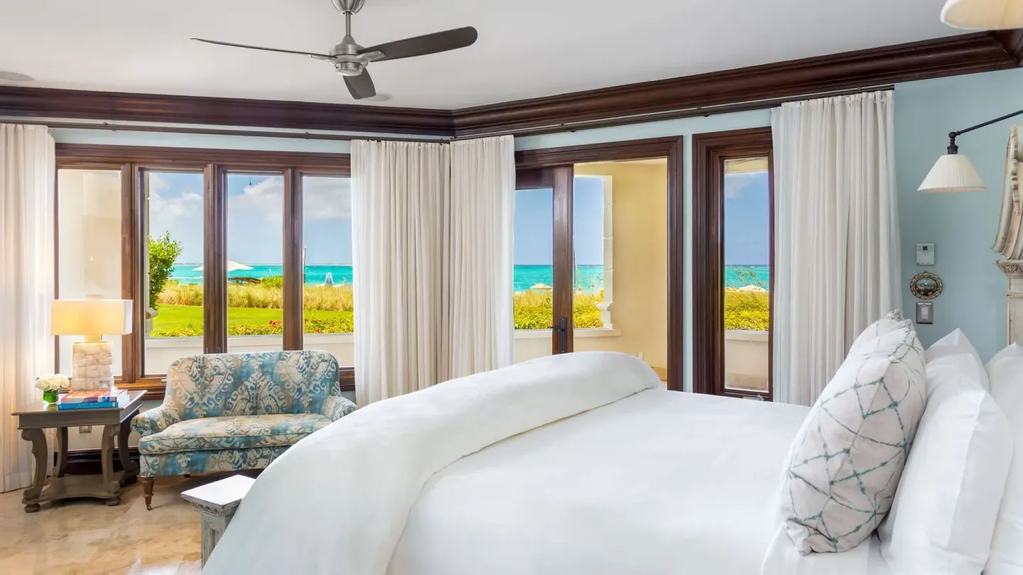 Three Bedroom Beachfront Suite Official 1