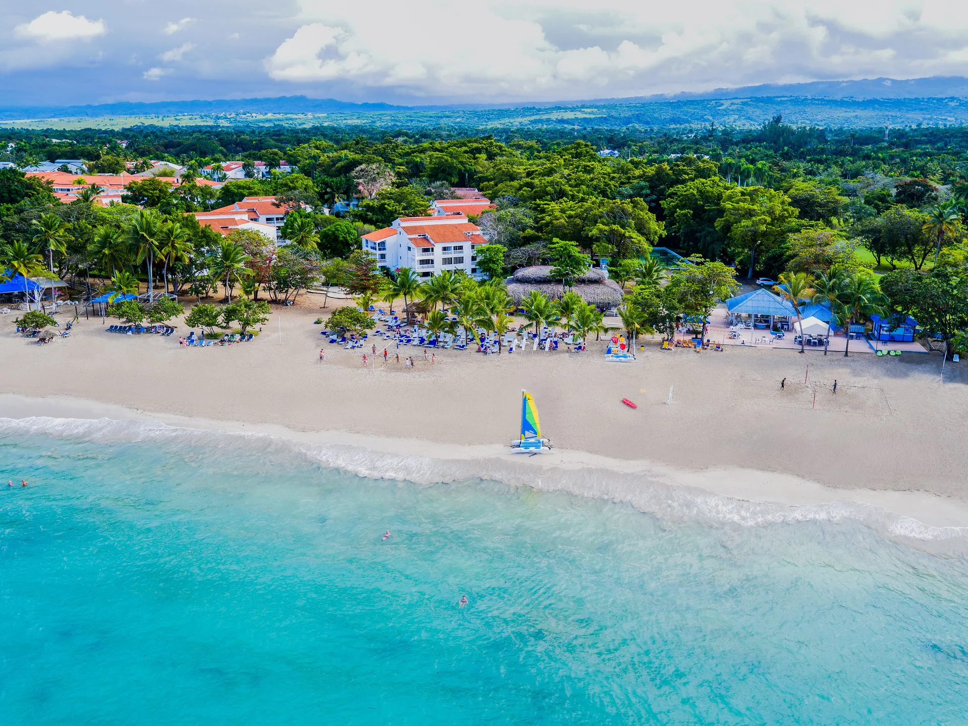 Viva Heavens all-inclusive resort in Playa del Carmen with tropical setting, pools, and relaxed Caribbean atmosphere.