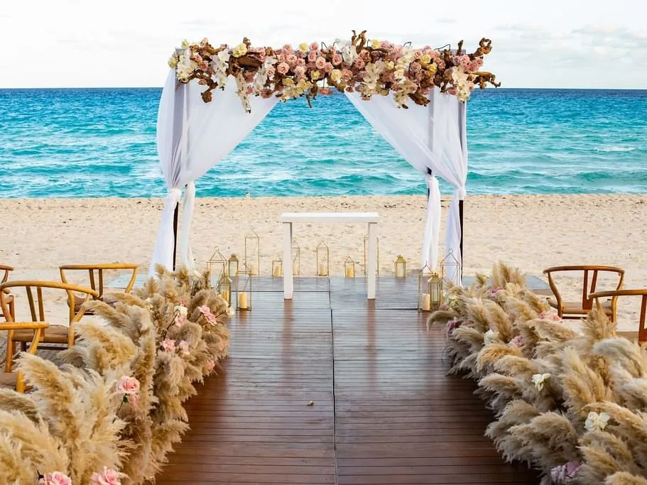 Beach Arch Venue at Viva Tangerine